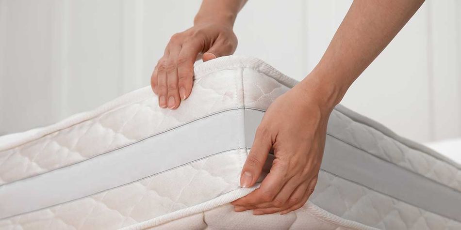 How to check your hotel room for bedbugs
