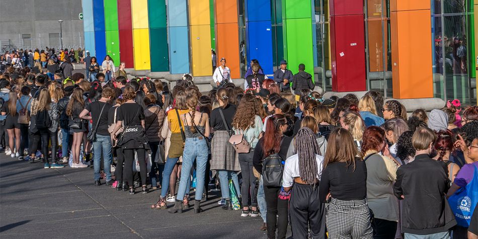 How much could resellers make from Summer 2026 events?